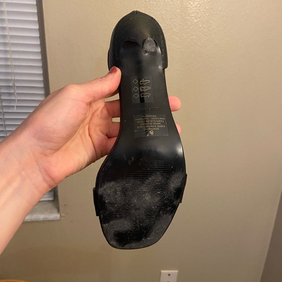 EXPRESS SHOES - Picture 13 of 13